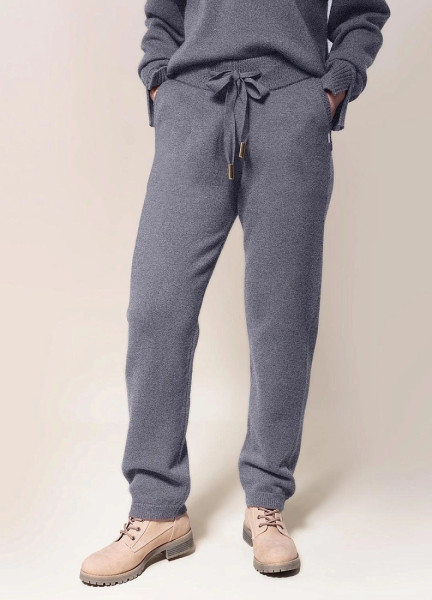 Брюки из теплой пряжи